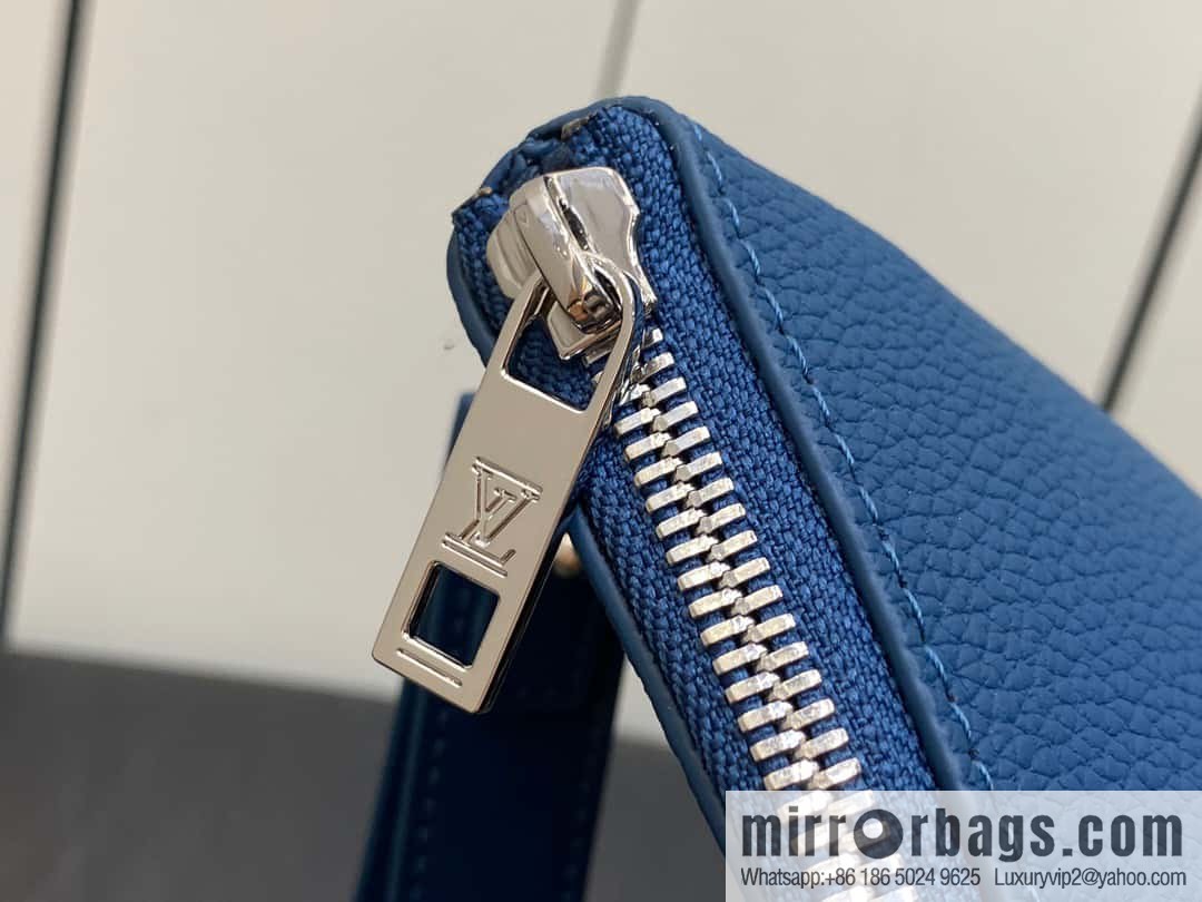 [Original single boutique] M69837 dark blue, full leather clutch bag series iPad clutch bag M81375 military green M69837 black M69837 gray M82270 blue