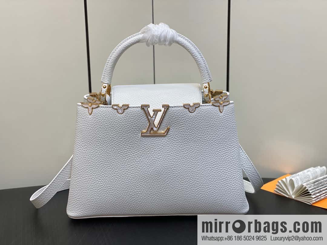 [Original order boutique] M23331 white, full leather cap, that English series CAPUCINES medium handbag, this Capucines BB Flower Crown handbag
