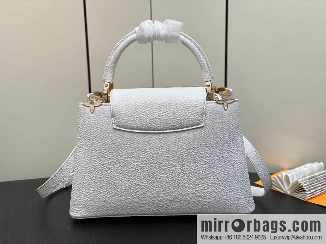 [Original order boutique] M23331 white, full leather cap, that English series CAPUCINES medium handbag, this Capucines BB Flower Crown handbag