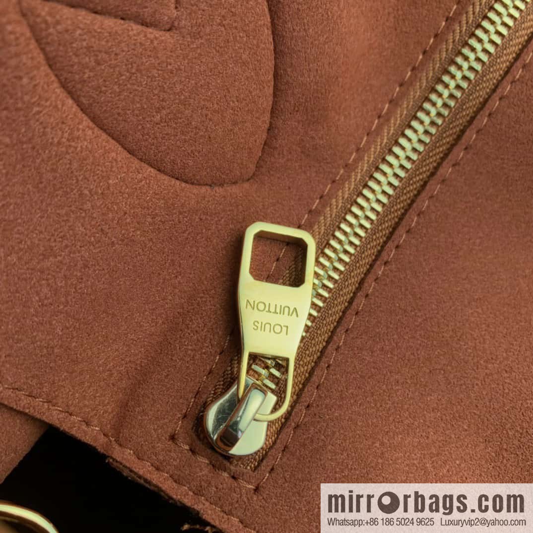 M45684 Full leather embossed Neverfull medium shopping bag
