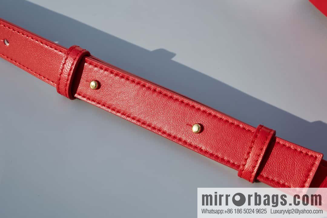 Bottega Veneta Number: 80820 #cassette braided Rubik's Cube bag, bright red
