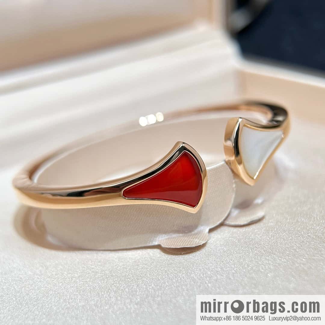 ❗️New ❗️ ☀ BVLGARI DIVAS 'DREAM Fan Bracelet ☀️