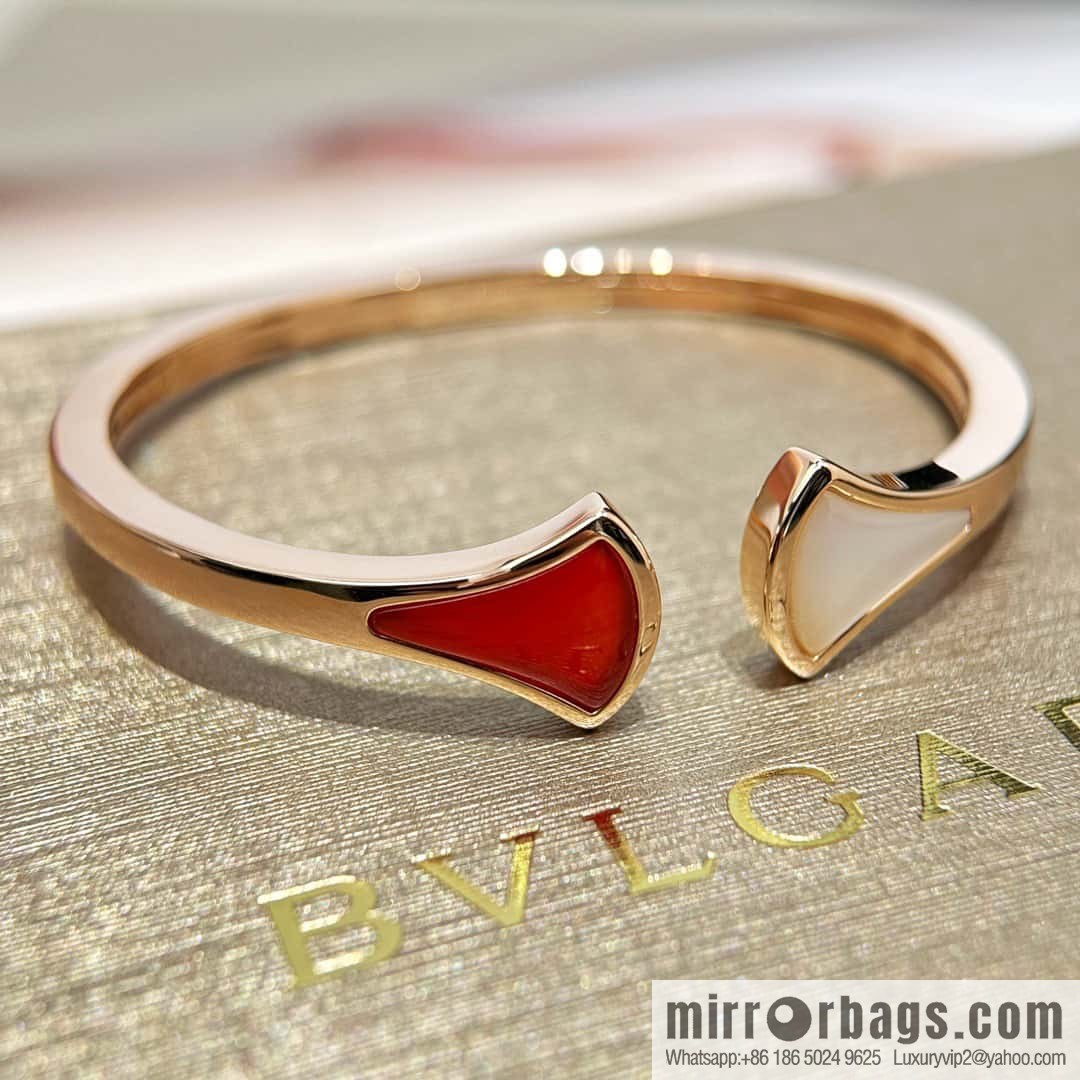 ❗️New ❗️ ☀ BVLGARI DIVAS 'DREAM Fan Bracelet ☀️