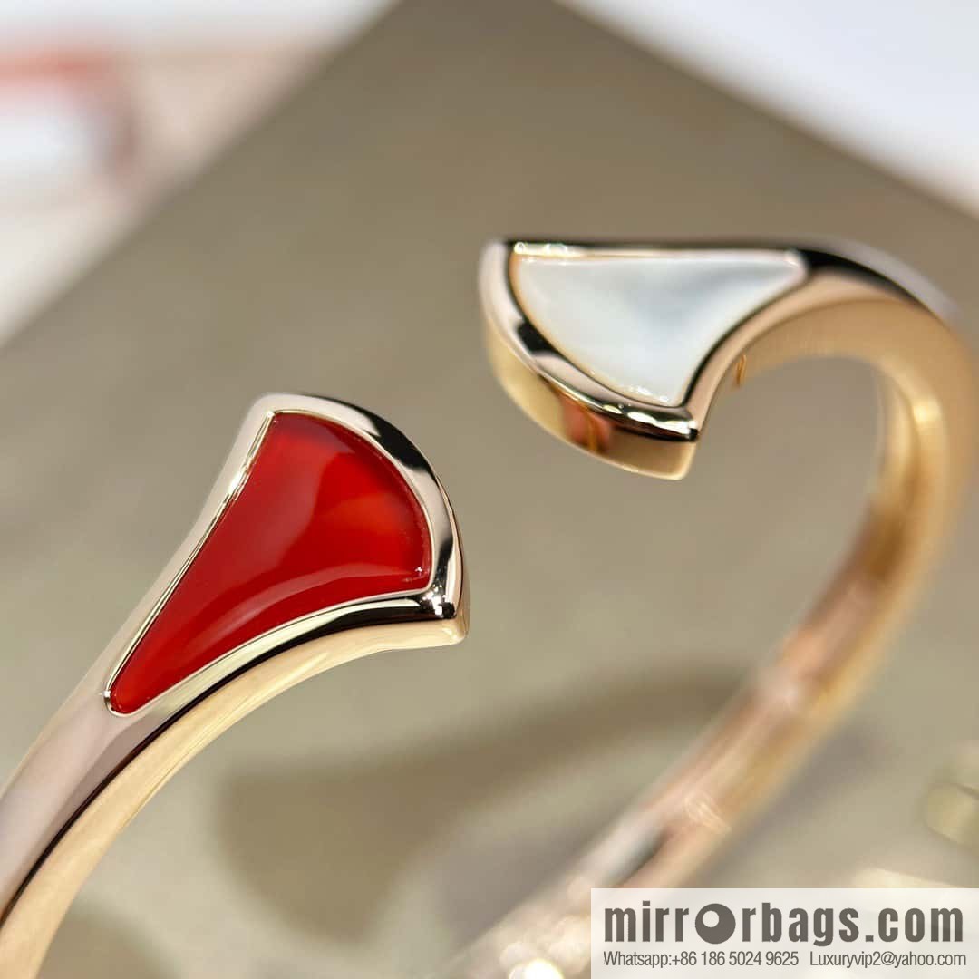❗️New ❗️ ☀ BVLGARI DIVAS 'DREAM Fan Bracelet ☀️