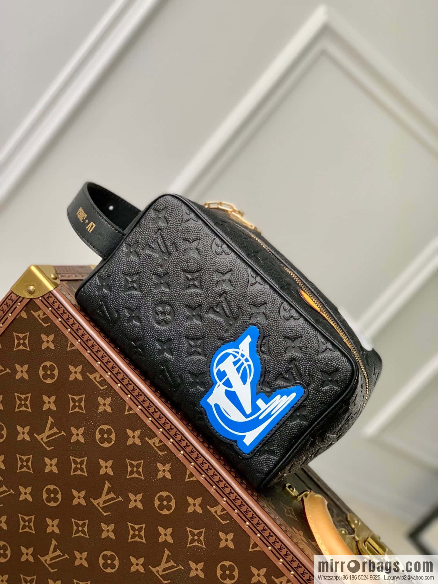 M58515 black clutch bag Cloakroom Dopp Kit handbag LVxNBA SEASON 2 capsule series