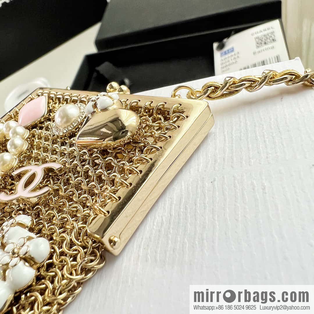 ❗️New ❗️ ☀☀️ 2021 new CHANEL Chanel earphone bag messenger bag necklace sweater chain ☀