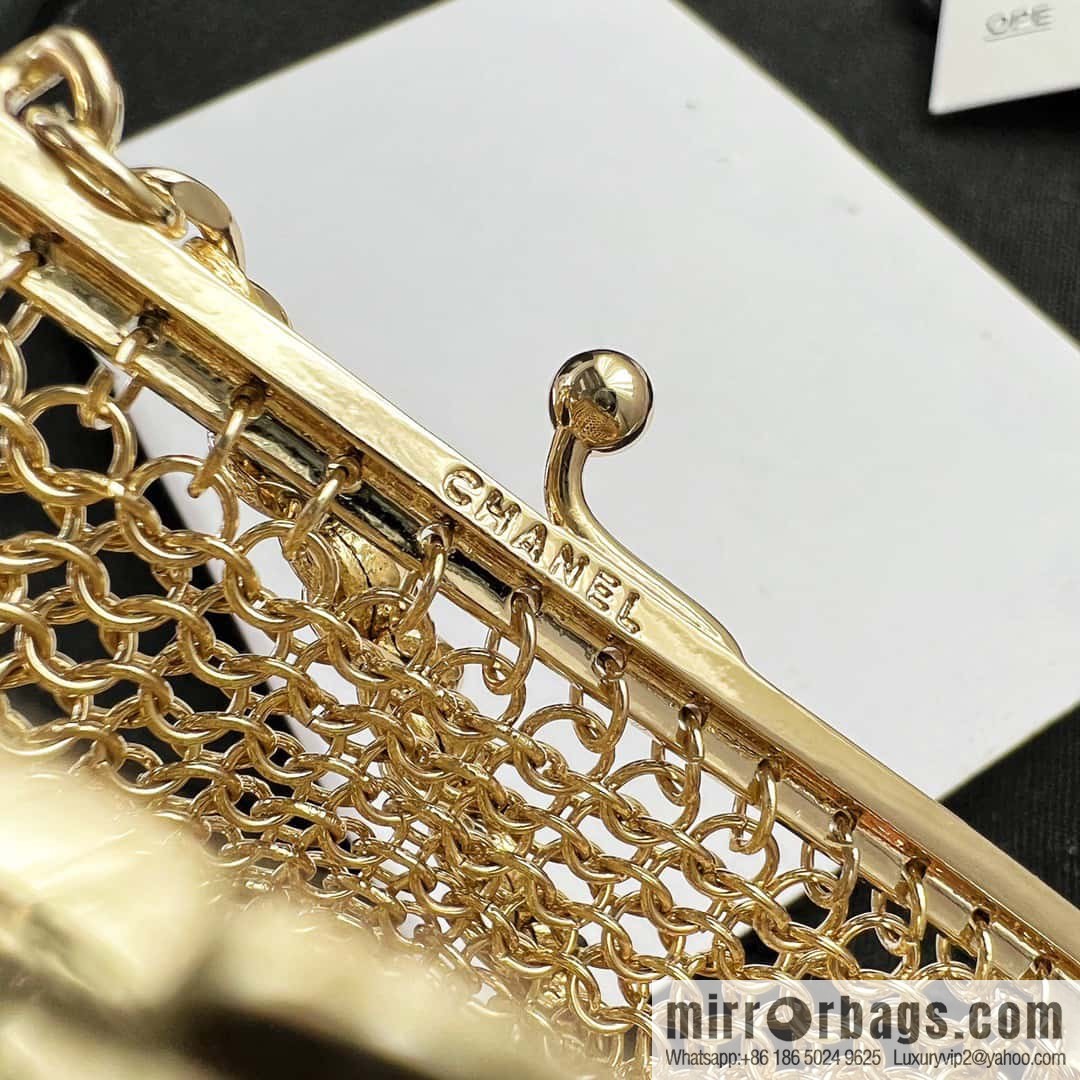 ❗️New ❗️ ☀☀️ 2021 new CHANEL Chanel earphone bag messenger bag necklace sweater chain ☀