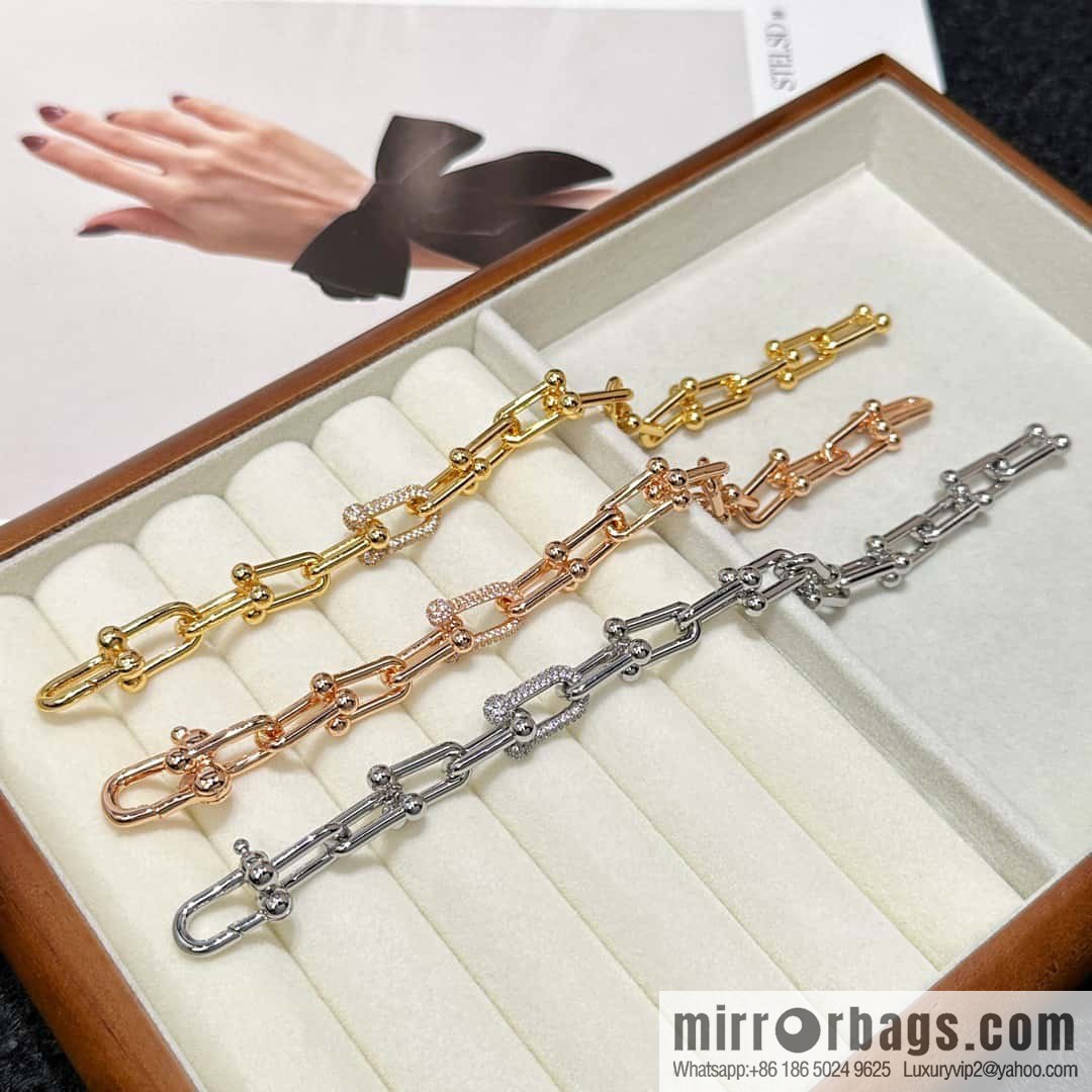 ❗️New ❗️ ☀ Tiffany & Co. Tiffany HardWear Horseshoe Bracelet ☀