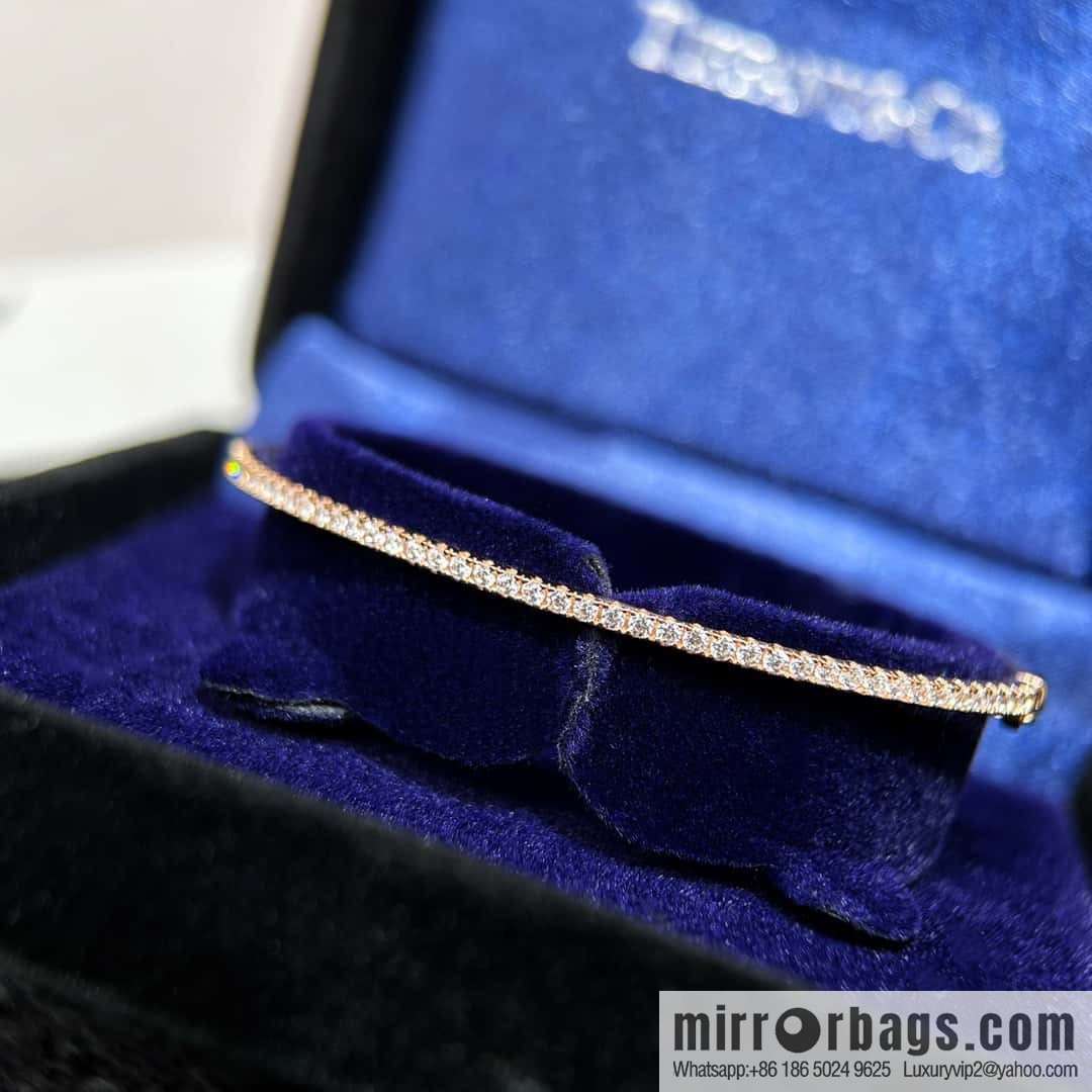 ❗️New ❗️ ☀ Tiffany & Co. Tiffany Metro Series Single Row Diamond Bracelet Bracelet ☀