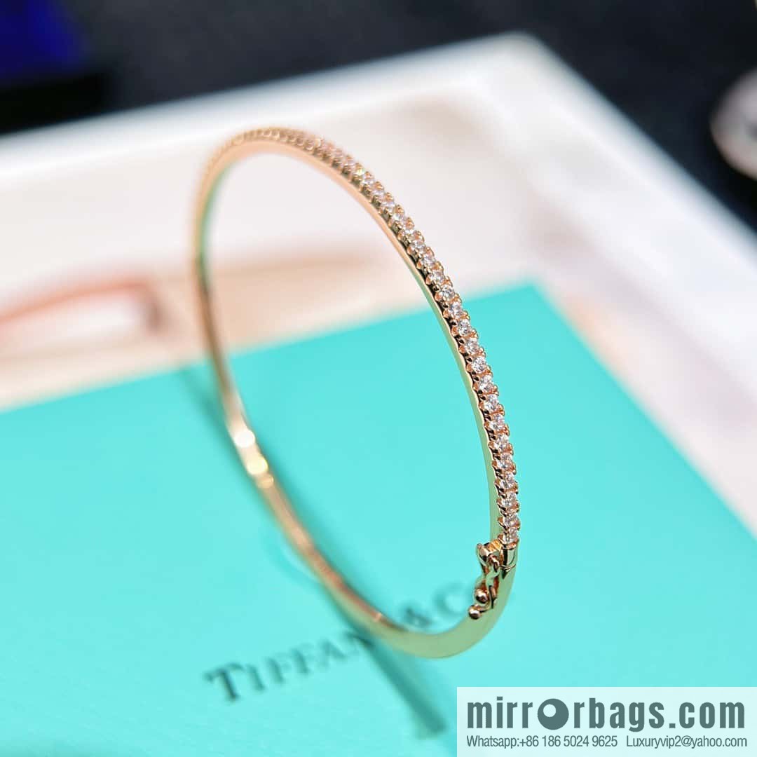 ❗️New ❗️ ☀ Tiffany & Co. Tiffany Metro Series Single Row Diamond Bracelet Bracelet ☀