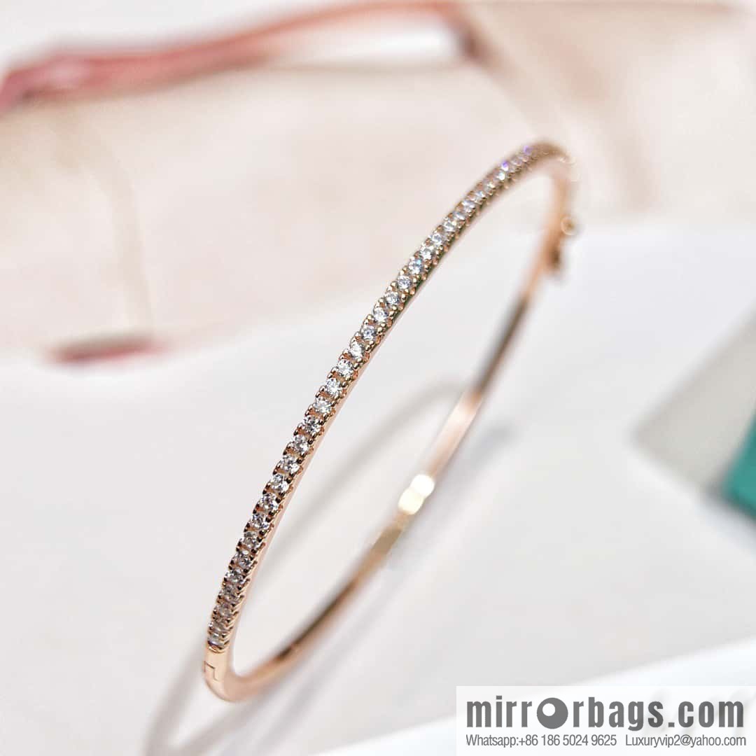 ❗️New ❗️ ☀ Tiffany & Co. Tiffany Metro Series Single Row Diamond Bracelet Bracelet ☀