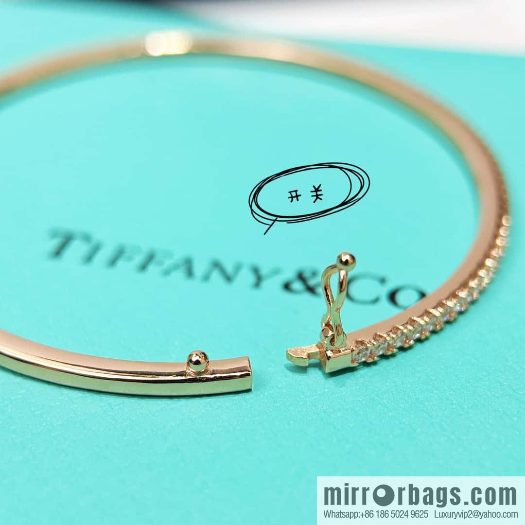 ❗️New ❗️ ☀ Tiffany & Co. Tiffany Metro Series Single Row Diamond Bracelet Bracelet ☀