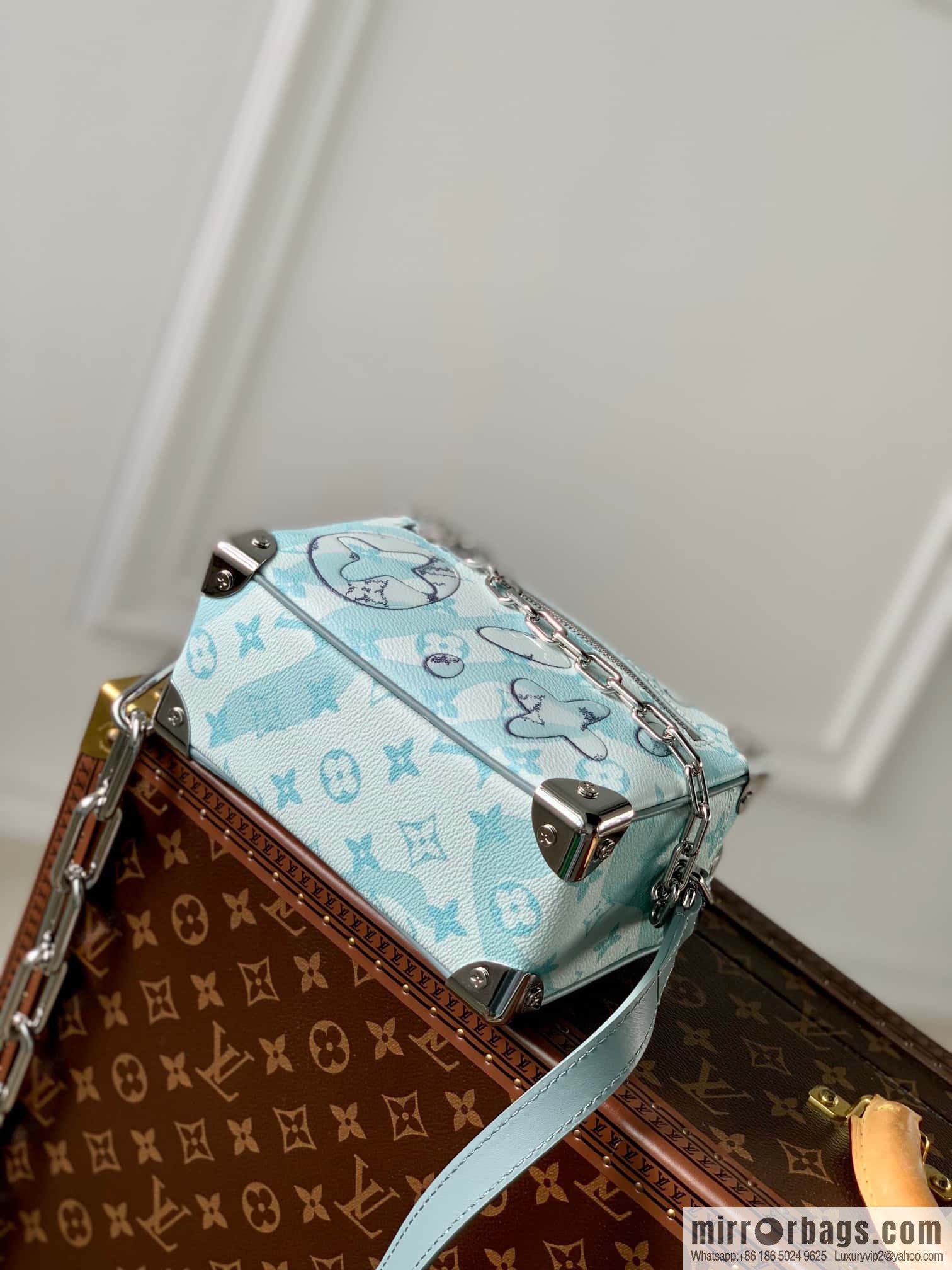 M22588 Tiffany & Co. Green, Box Bag Box Series Mini Soft Trunk Handbag