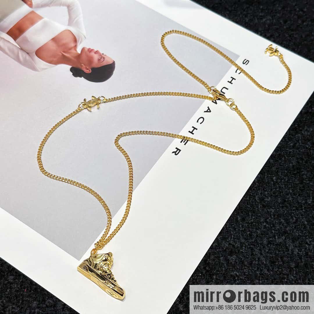 ❗️New ❗️☀️ New ☑️ Chanel Gold Shoes 👟 Necklace ☀️
