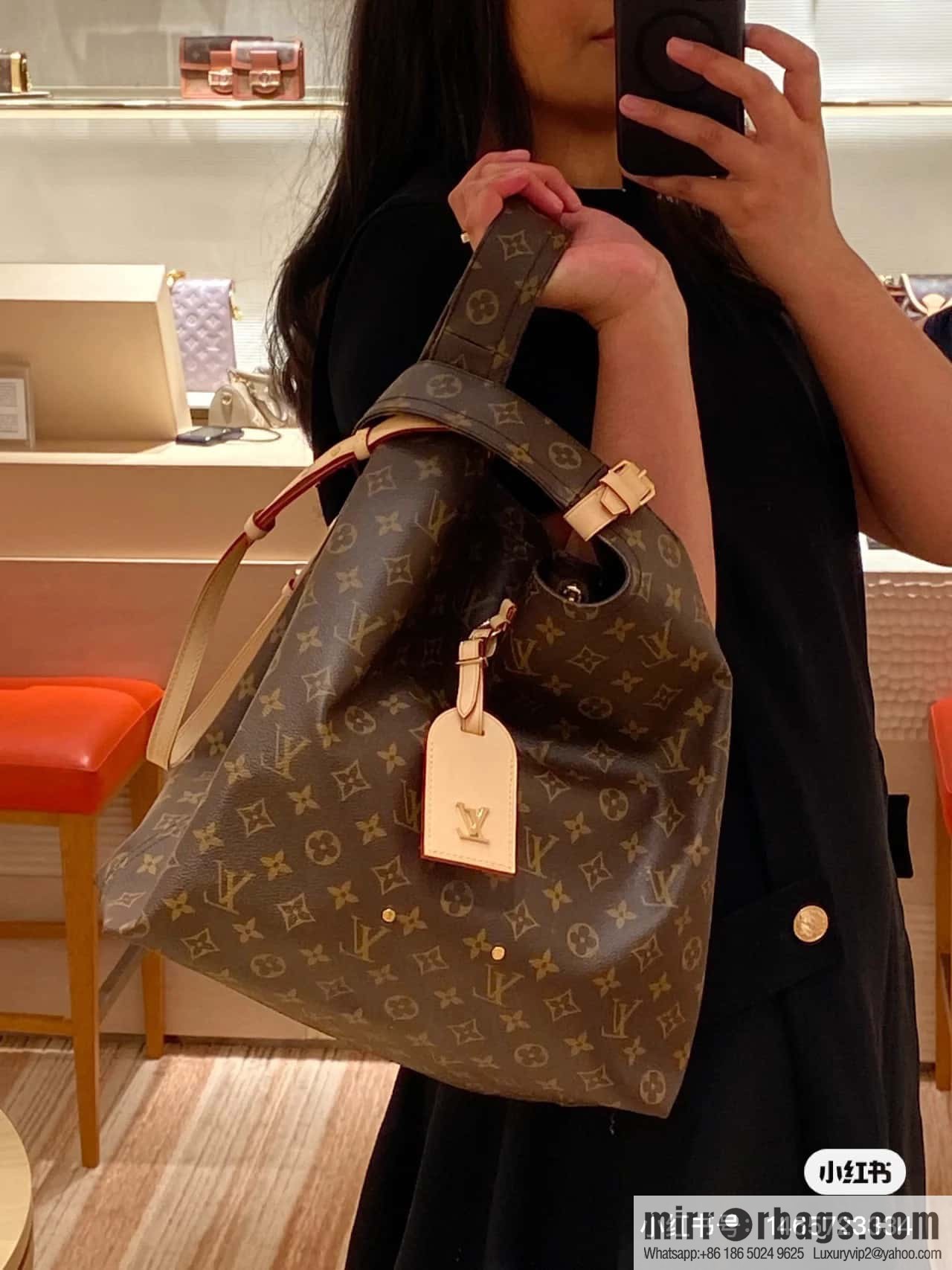 [Original single boutique] M46817 monogram shopping bag series, new ATLANTIS large handbag in autumn and winter
