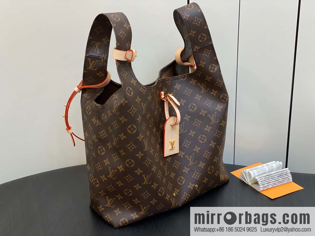 [Original single boutique] M46817 monogram shopping bag series, new ATLANTIS large handbag in autumn and winter