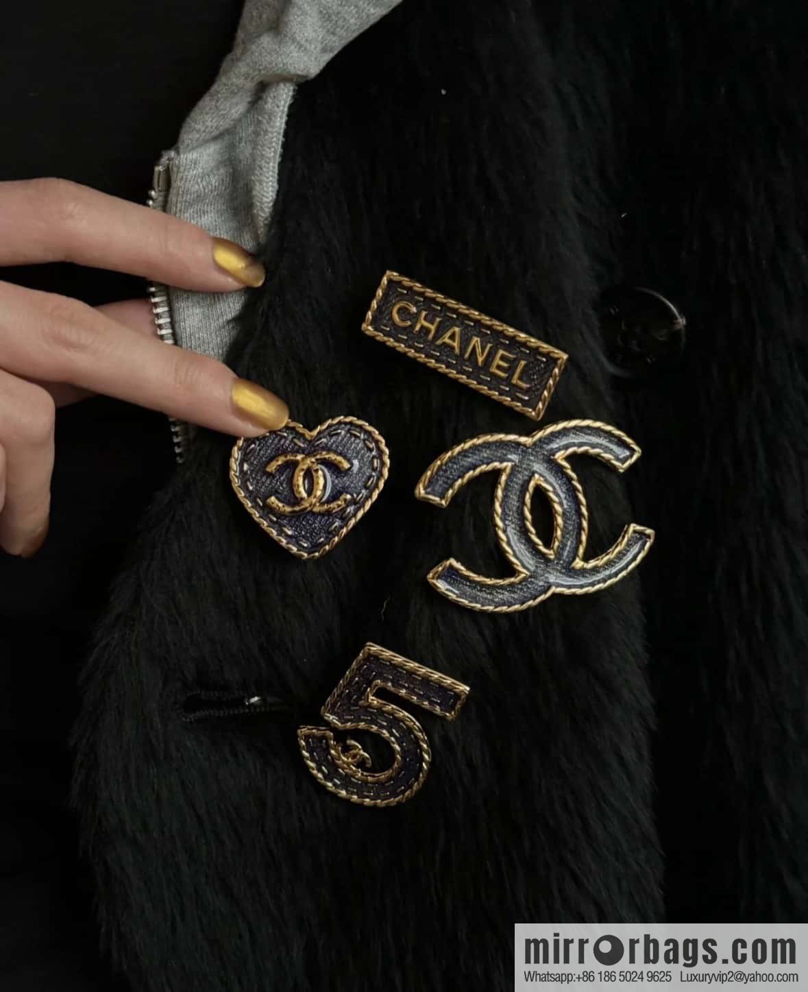 ❗️New ❗️ ☀️ new ☑️ Chanel denim peach heart love brooch ☀️