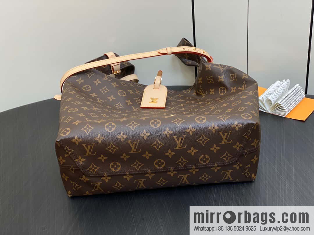 [Original single boutique] M46817 monogram shopping bag series, new ATLANTIS large handbag in autumn and winter