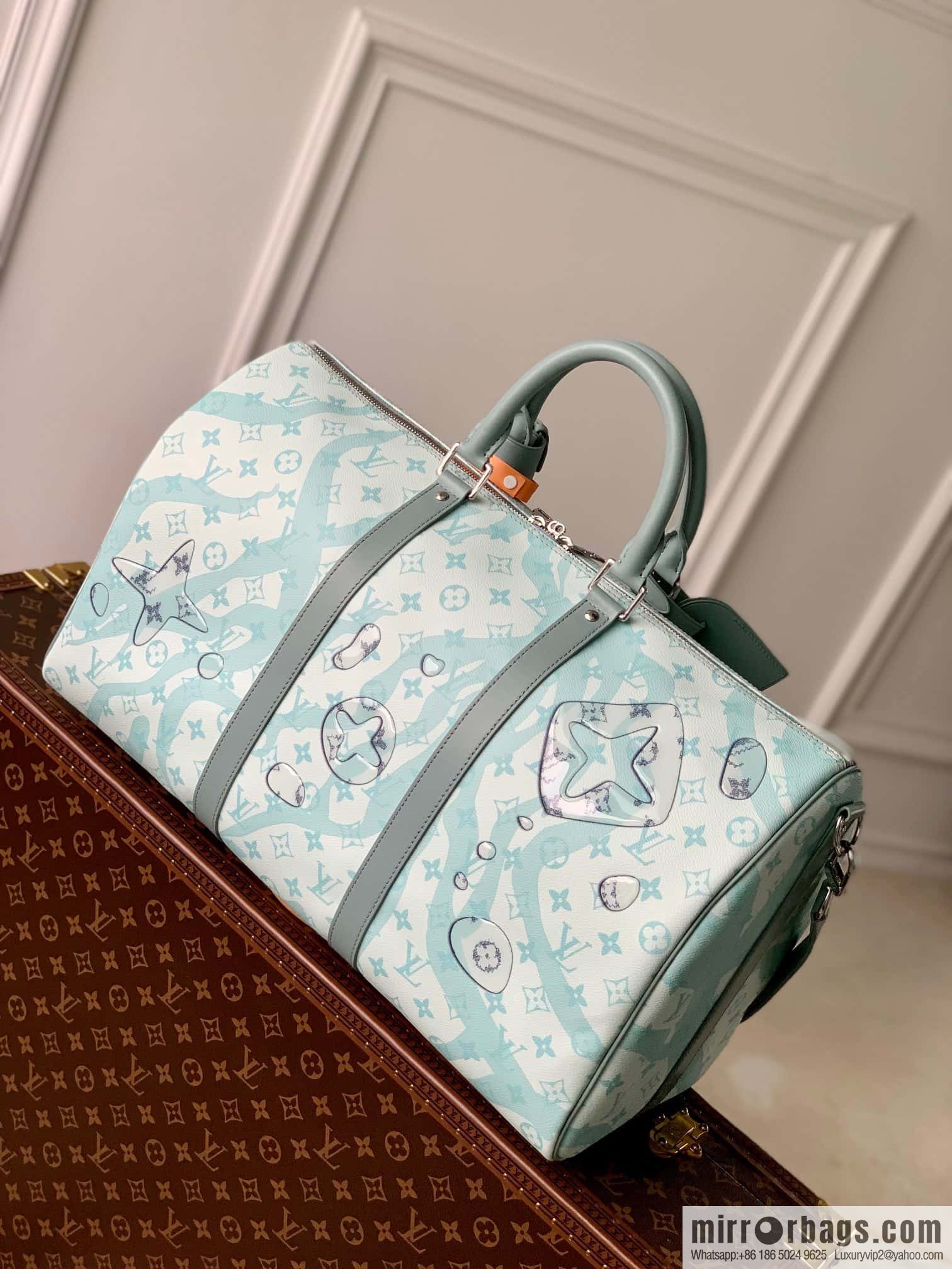 M22570 Keepall Bandoulière 50 Travel Bags