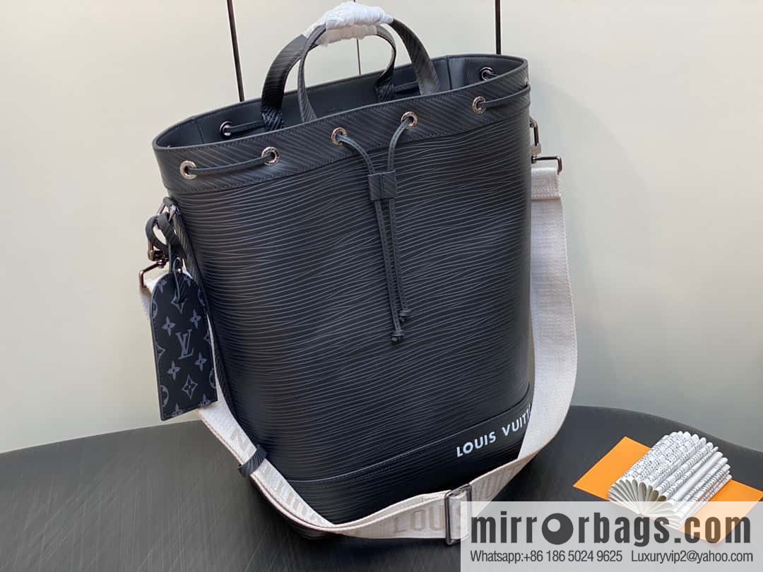 M23117 black epi bucket bag series Maxi Noé Sling bucket handbag
