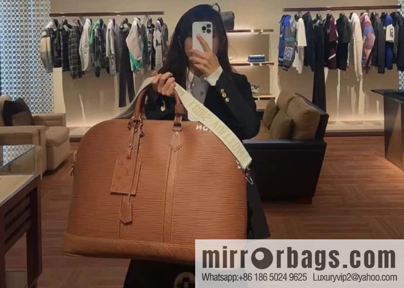M23717 M23102 autumn and winter new ALMA TRAVEL large handbag