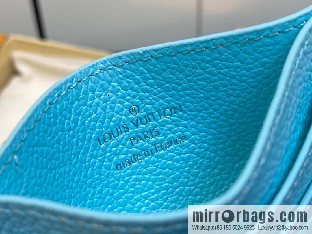 [Original order boutique] M82171 pearlescent blue, full leather M82739 card holder wallet series LV CHARMS card holder