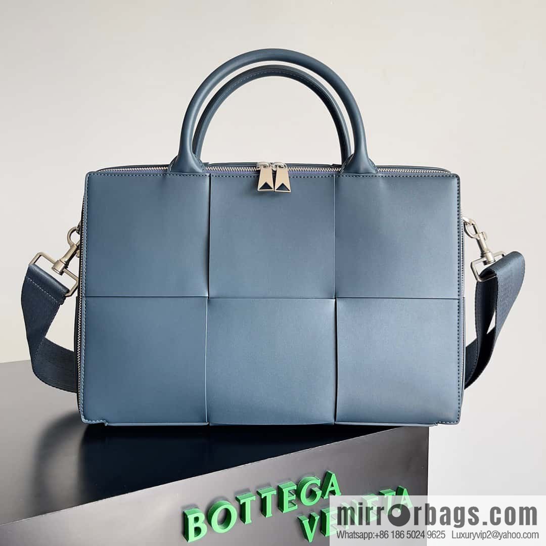 Bottega Veneta Large Braided Men's Briefcases Model 680120 Dark Blue