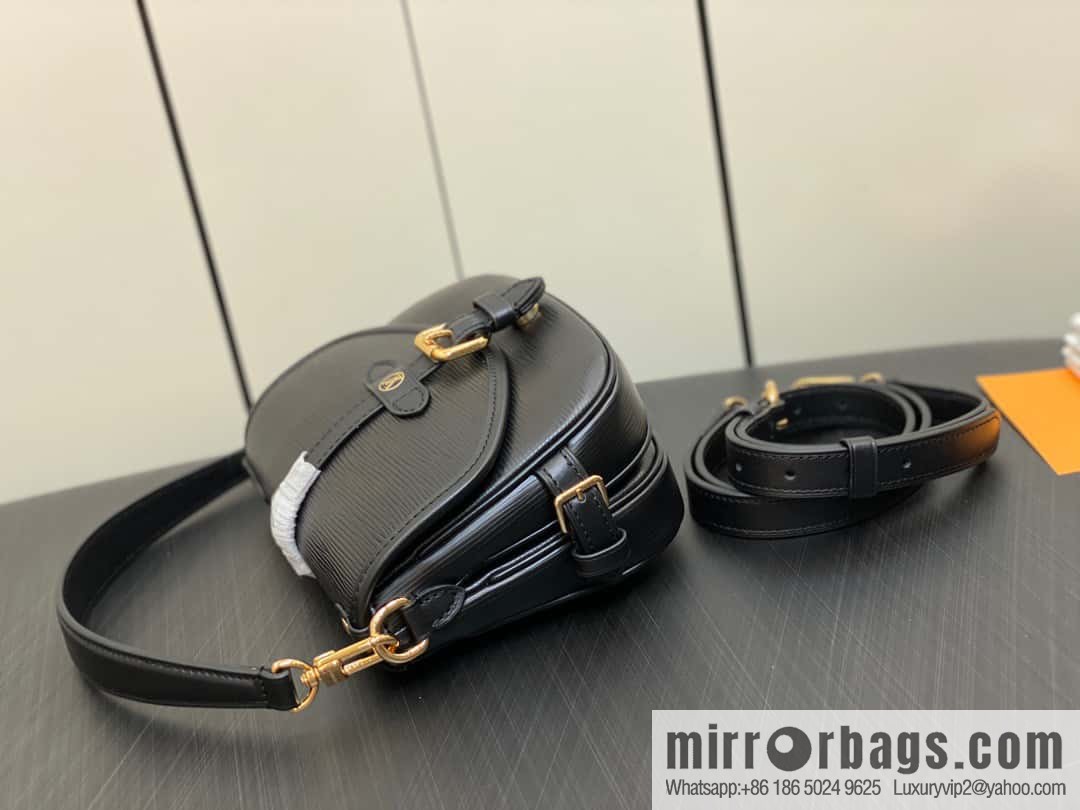 [Original single boutique] M23469 black epi series SAUMUR BB handbag
