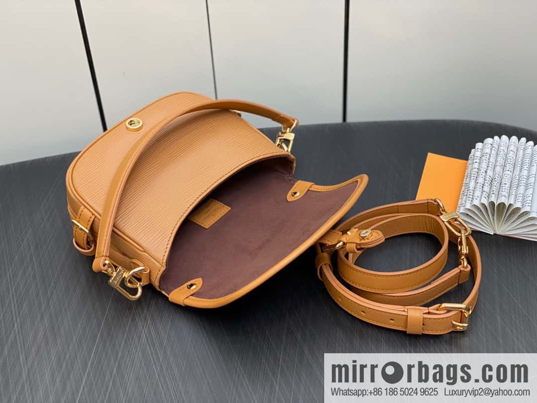 [Original order boutique] M23471 caramel color M23469 epi saddle bag series SAUMUR BB handbag