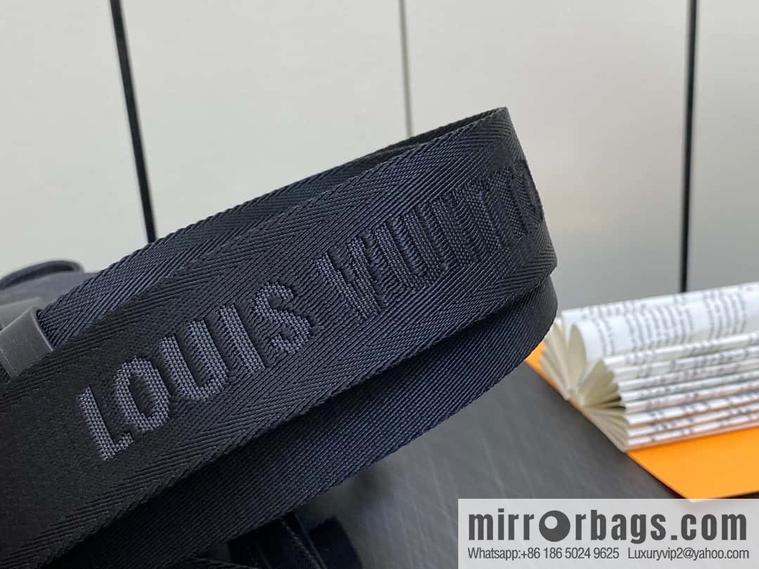 [Original order boutique] M82769 black full leather embossed, men's bag mini backpack series, autumn and winter new NANO CHRISTOPHER handbag
