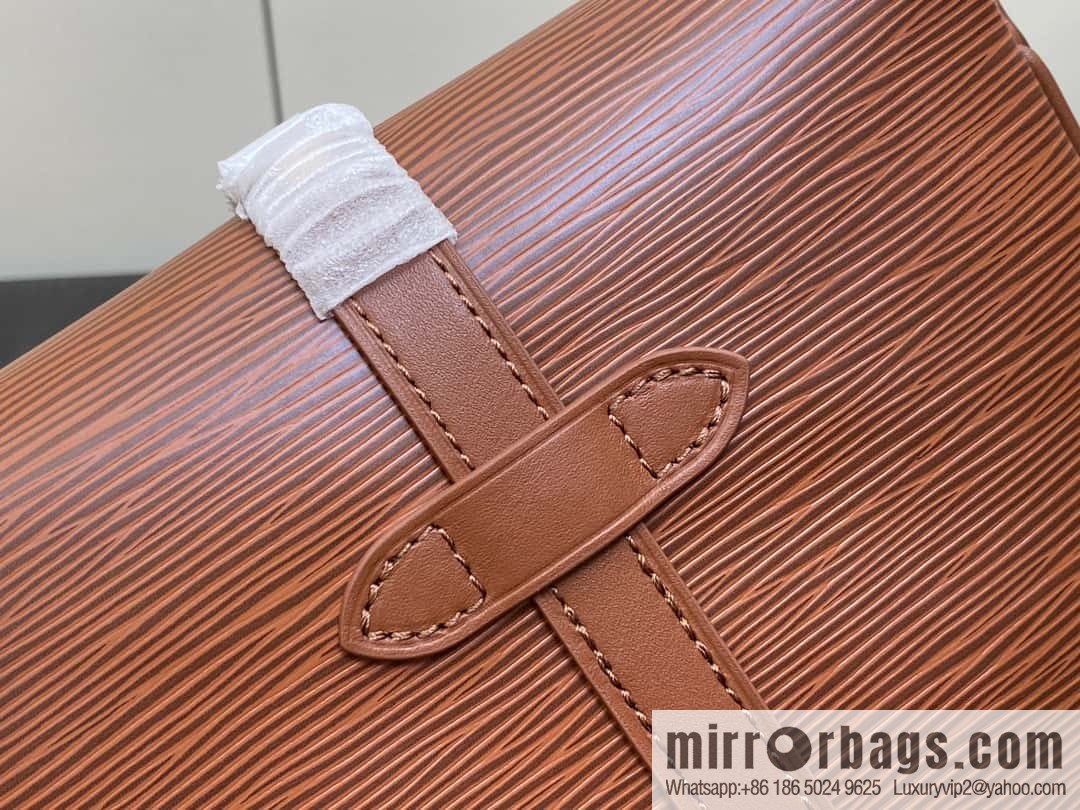 [Original order boutique] M23470 dark brown M23471 caramel M23469 epi saddle bag series SAUMUR BB handbag