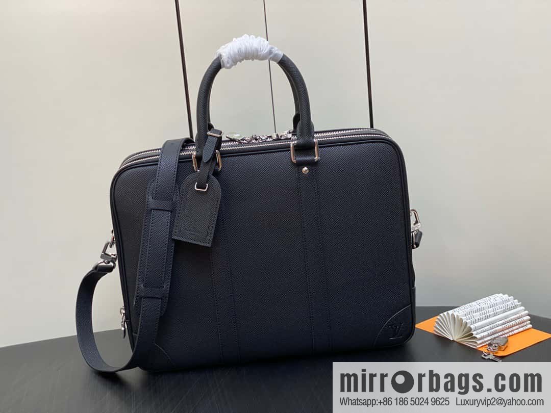 [Original order boutique] M30967 black full leather cross pattern briefcase series, this Voyage large briefcase