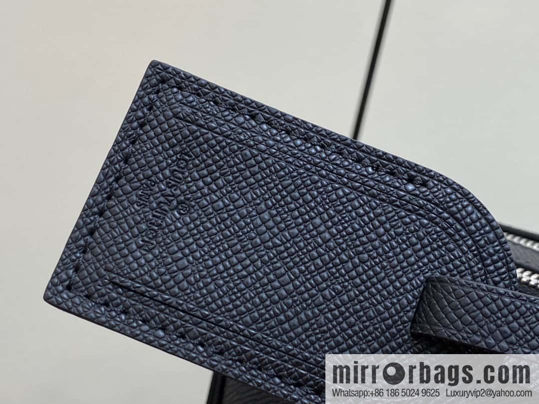 [Original order boutique] M30967 black full leather cross pattern briefcase series, this Voyage large briefcase