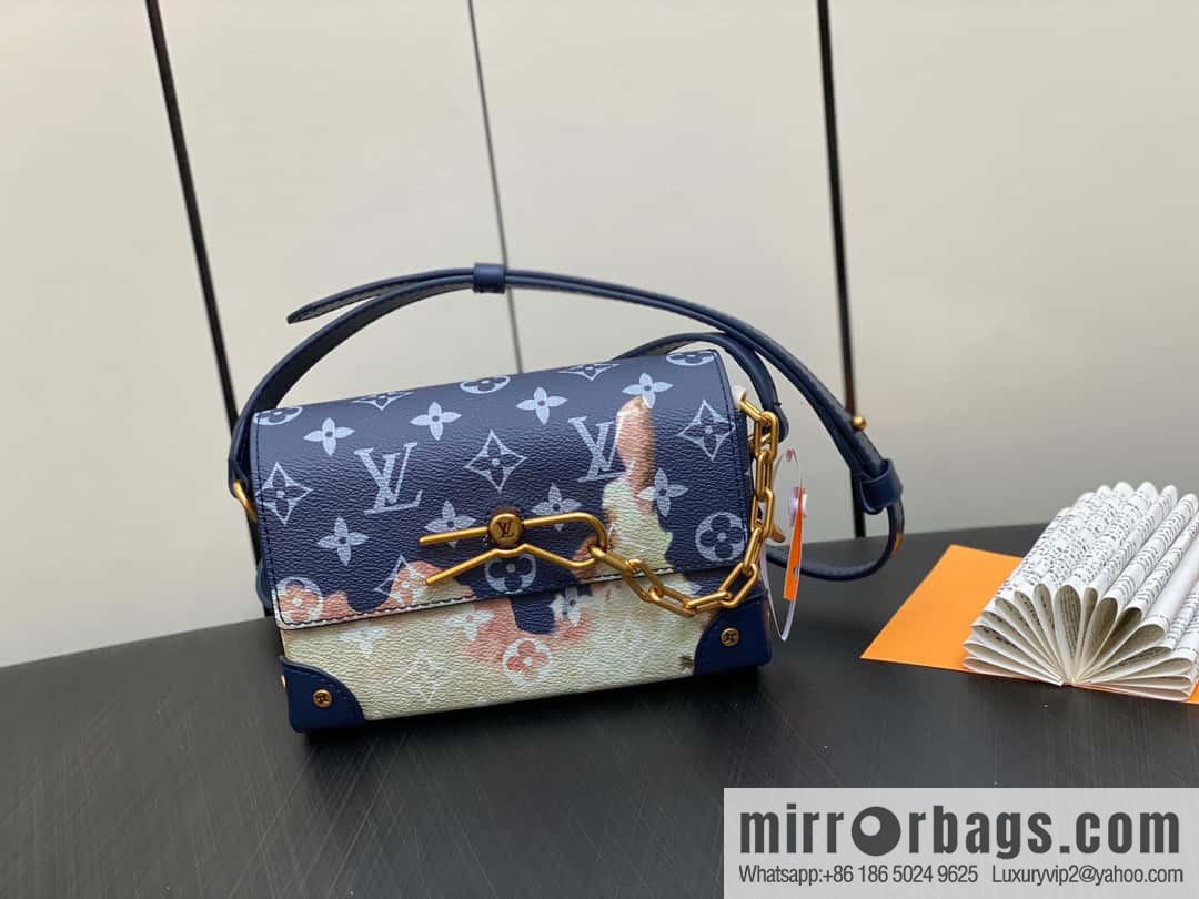 [Original order boutique] M82900 blue flame, men's bag messenger bag series, new Steamer series messenger bag