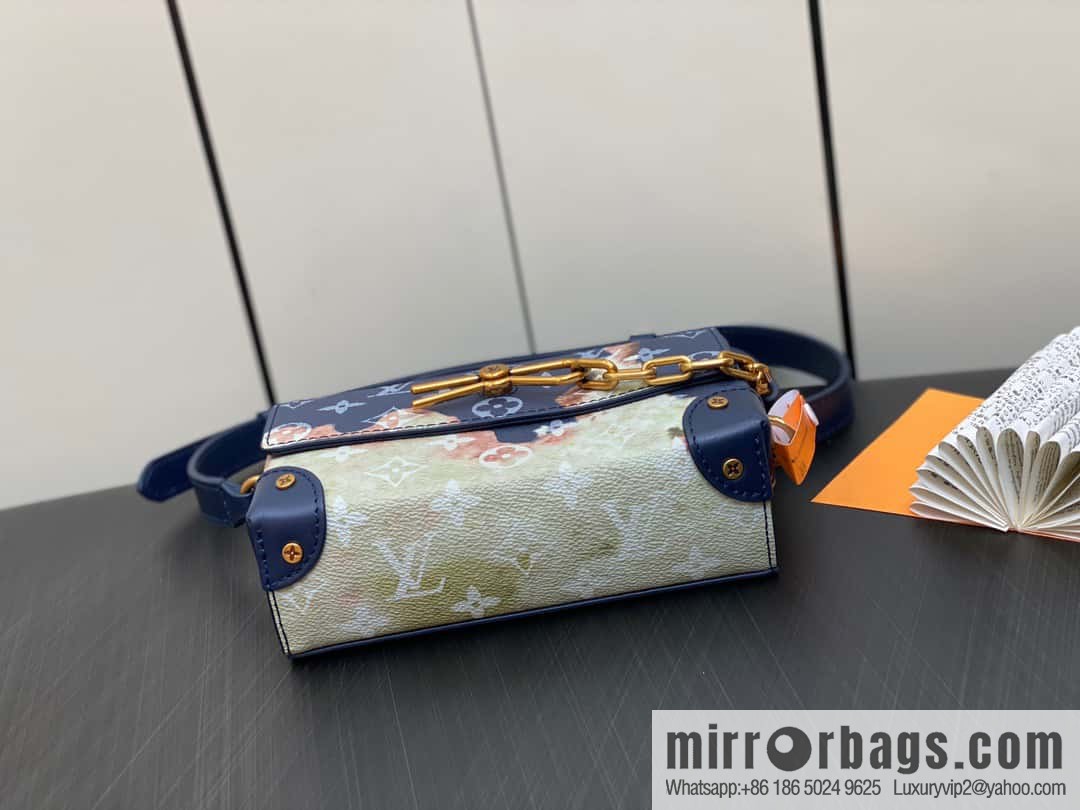 [Original order boutique] M82900 blue flame, men's bag messenger bag series, new Steamer series messenger bag