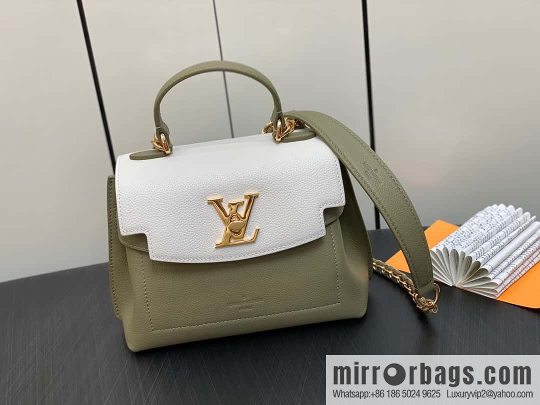 [Original order boutique] M21088 green, full leather chain bag series, this Lockme Ever mini handbag.