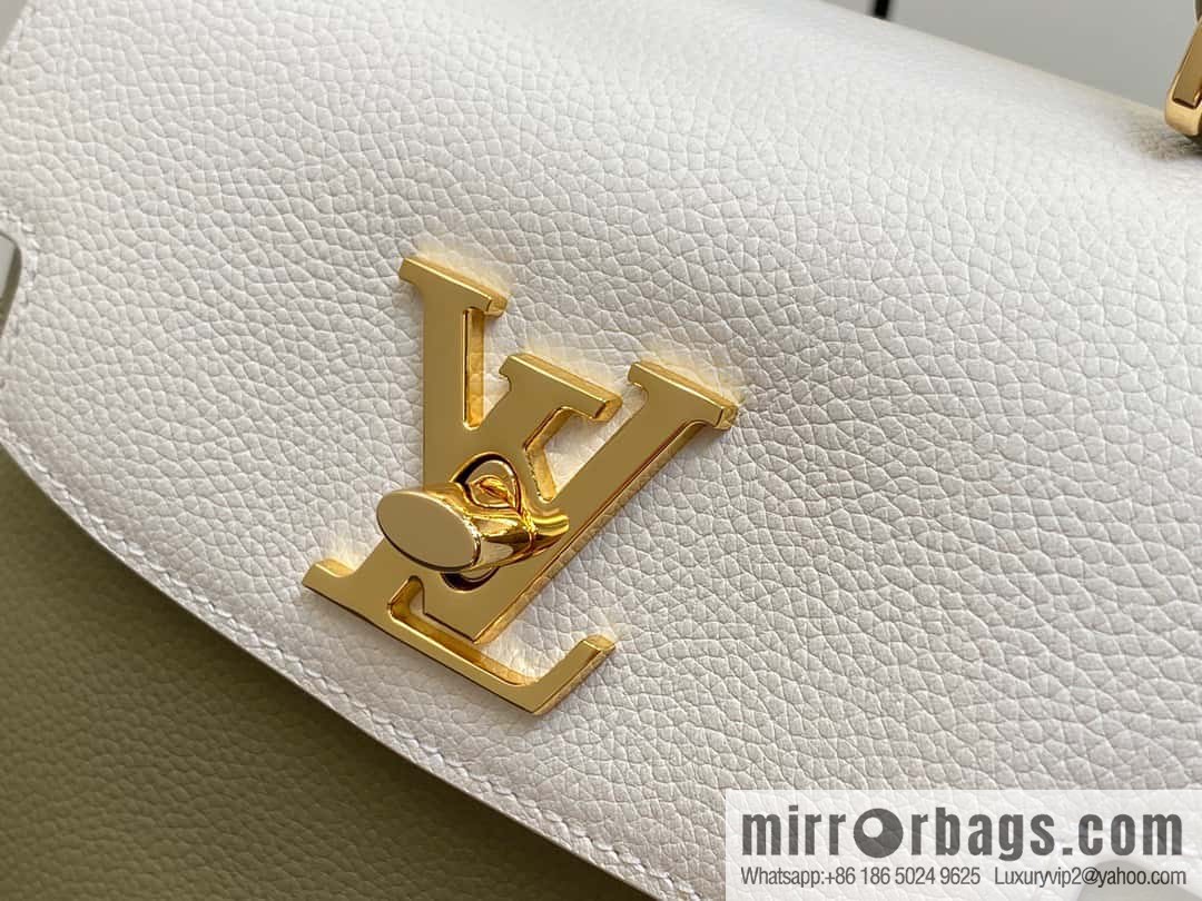 [Original order boutique] M21088 green, full leather chain bag series, this Lockme Ever mini handbag.