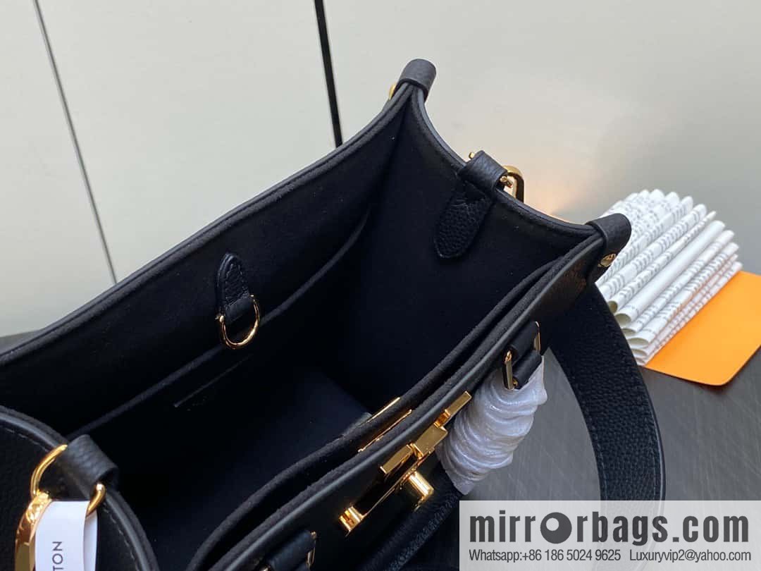 [Original order boutique] M22311 black full leather square bag series Lock & Go handbag M23637