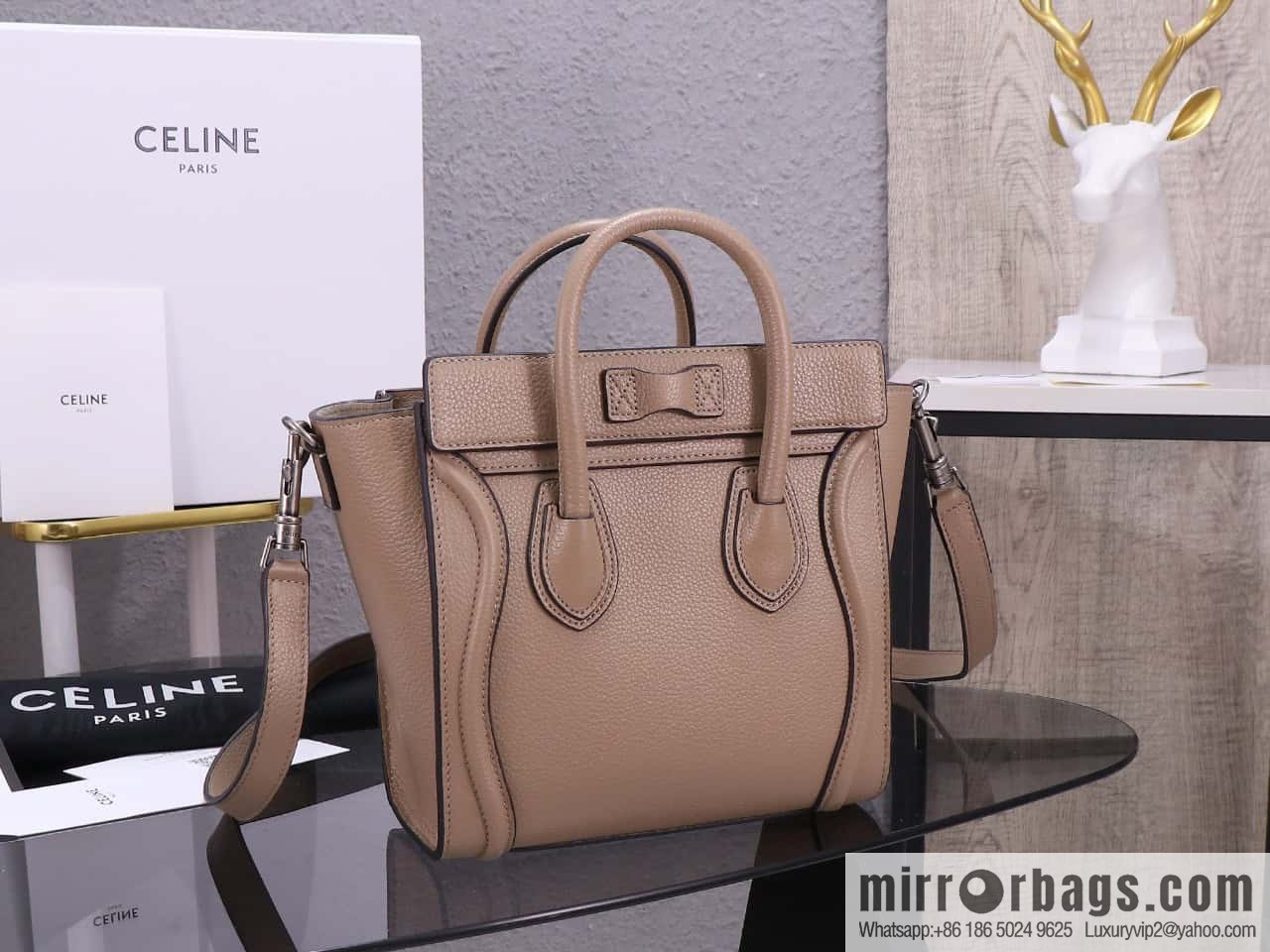 [Premium quality, all-steel hardware] Celine nano Luggage smiley face bag, model 168243