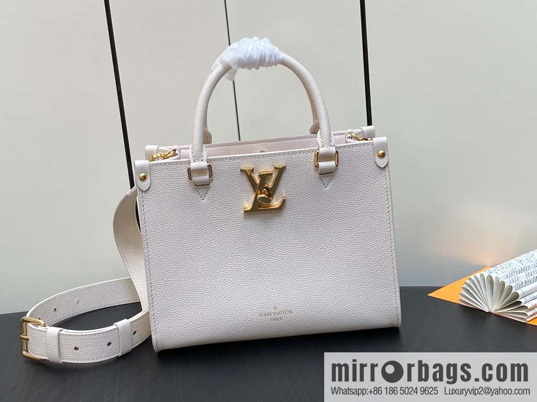 [Original order boutique] M23637 white, full leather square bag series Lock & Go handbag M22311