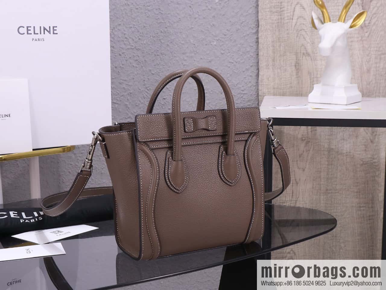 [Premium quality, all-steel hardware] Celine nano Luggage smiley face bag, model 168243
