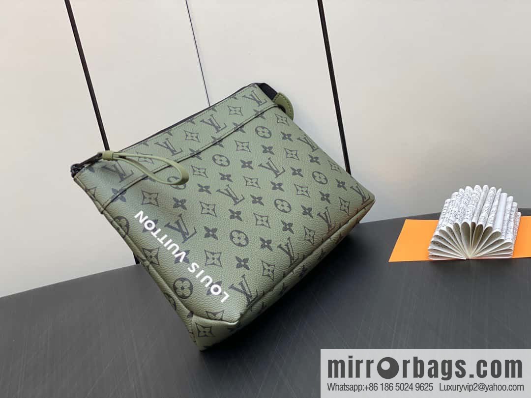 [Original order boutique] M82008 green flower clutch bag series Pochette Voyage Souple clutch bag Keepall Bandoulière 25 handbag