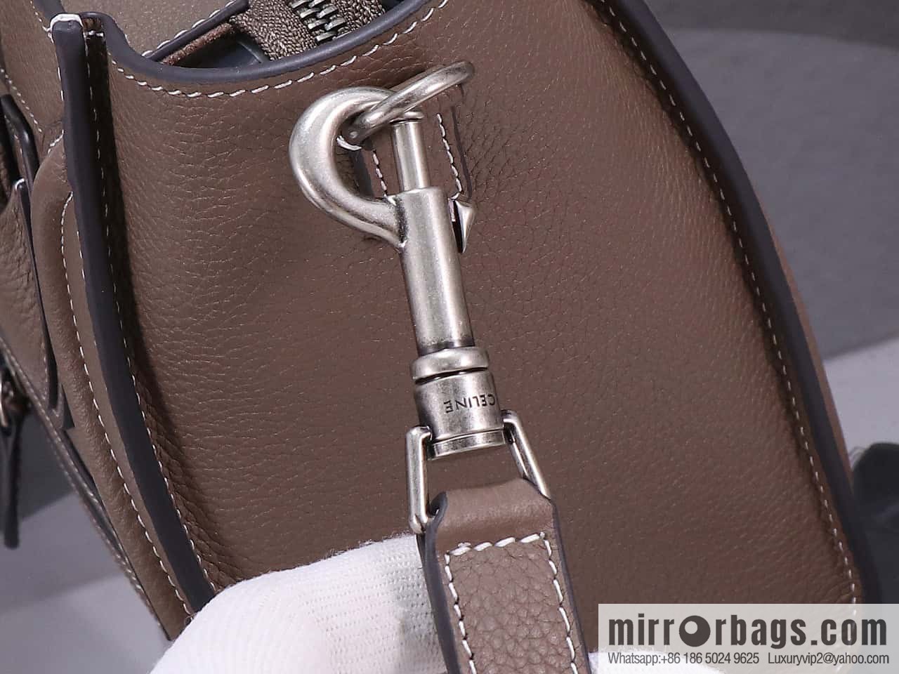 [Premium quality, all-steel hardware] Celine nano Luggage smiley face bag, model 168243