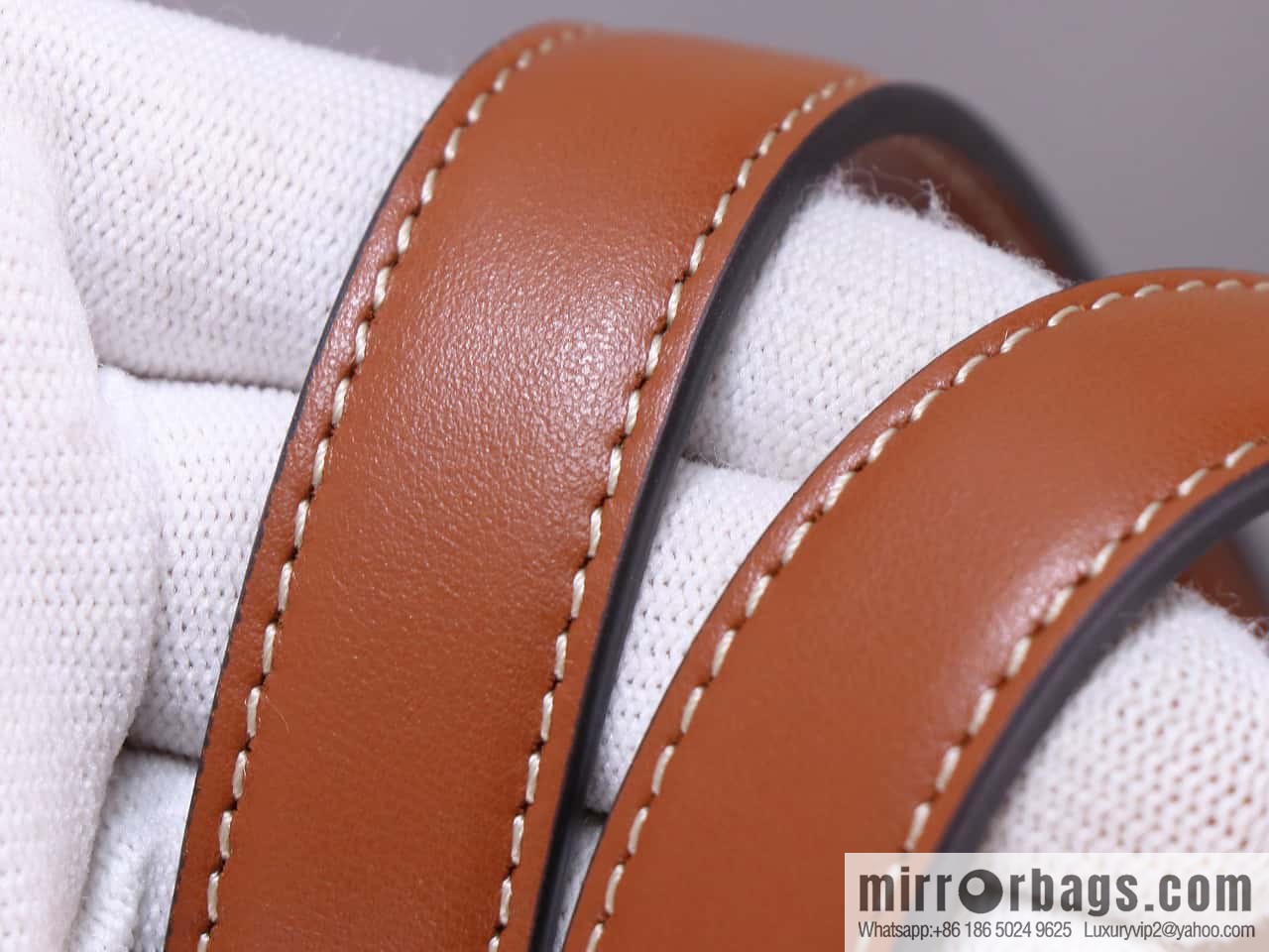 [Premium quality, all-steel hardware 】 𝗖𝗘𝗟𝗜𝗡𝗘 | SOFT 16 medium, model: 195543