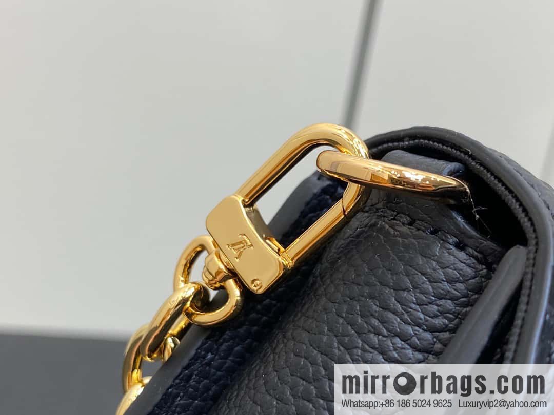 [Original single boutique] M82637 black full leather embossed chain bag series Wallet On Chain Metis chain strap handbag M82836 82637