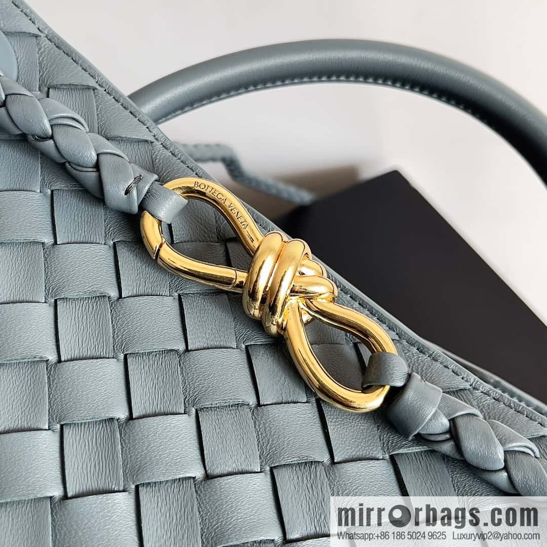 BV Bottega Veneta2023 New Andiamo woven handbag, medium, model number: 743572 slate gray