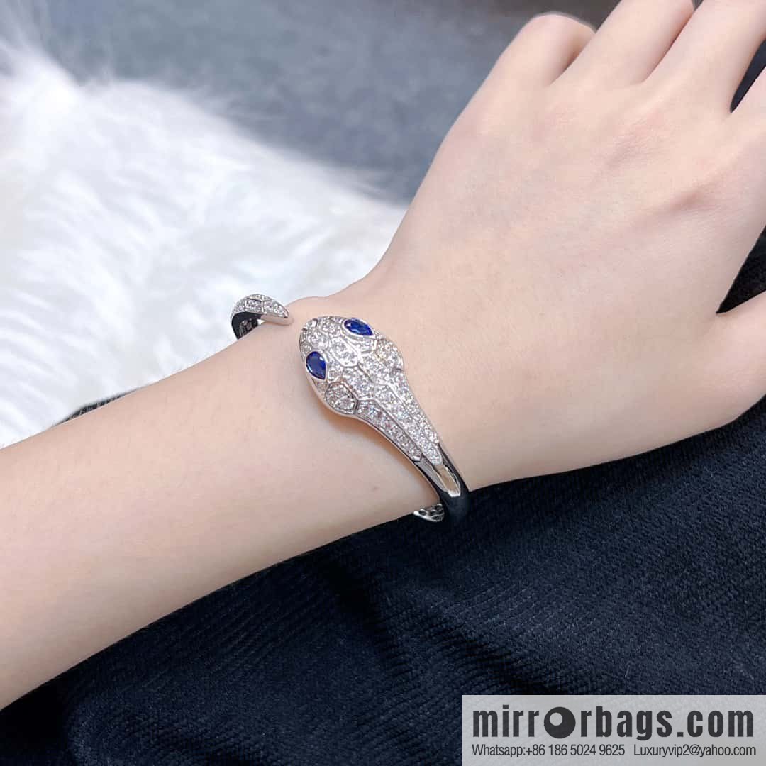 ❗️Popular ❗️ ☀️ Bulgari BVLGARI latest series SERPENTI snake head bracelet  ☀️