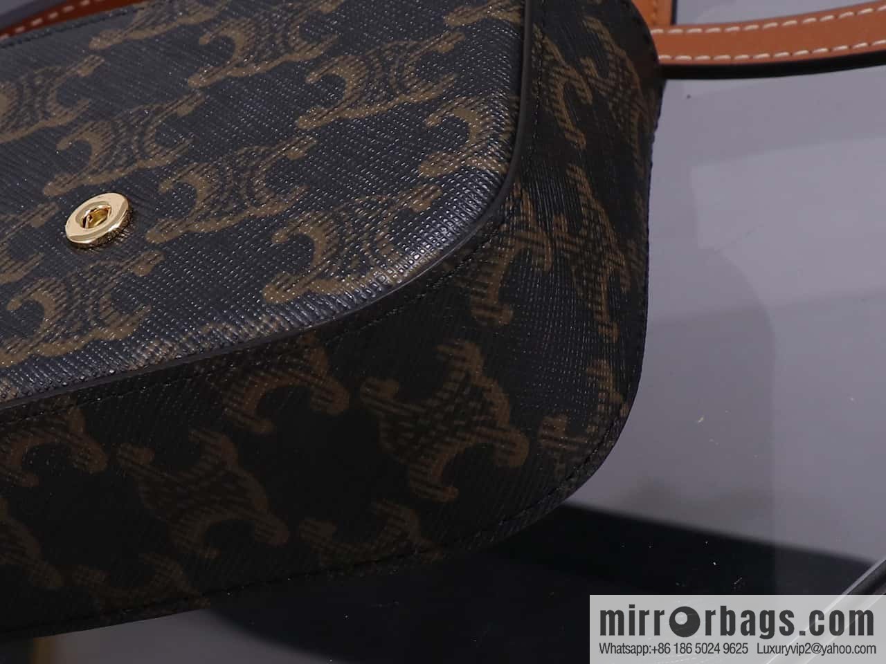 [Premium quality, all-steel hardware 】 𝗖𝗘𝗟𝗜𝗡𝗘 | 𝗧𝗥𝗜𝗢𝗠𝗣𝗛𝗘 𝗠𝗜𝗡𝗜 Arc de Triomphe mini crossbody bag model: 101513