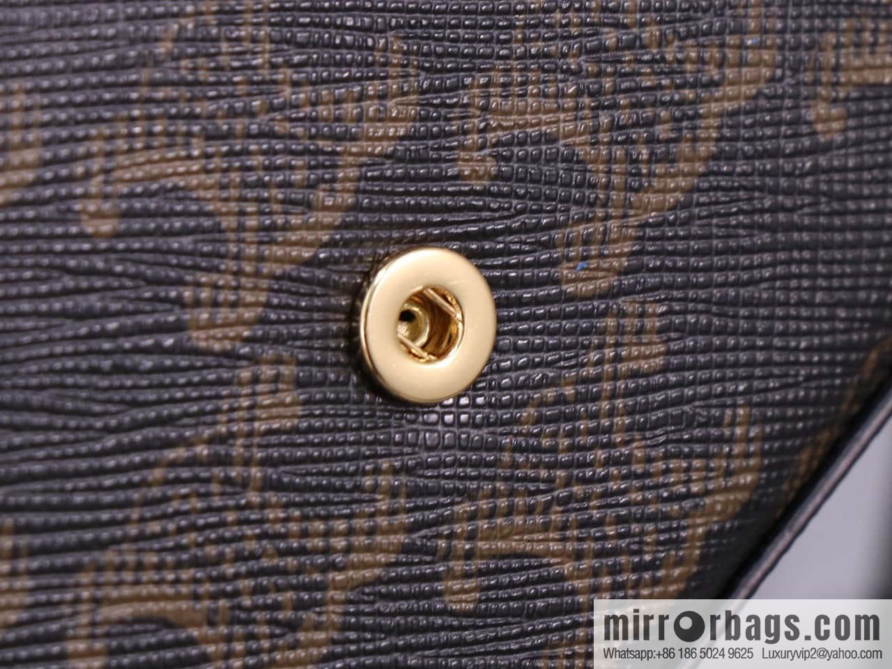 [Premium quality, all-steel hardware 】 𝗖𝗘𝗟𝗜𝗡𝗘 | 𝗧𝗥𝗜𝗢𝗠𝗣𝗛𝗘 𝗠𝗜𝗡𝗜 Arc de Triomphe mini crossbody bag model: 101513