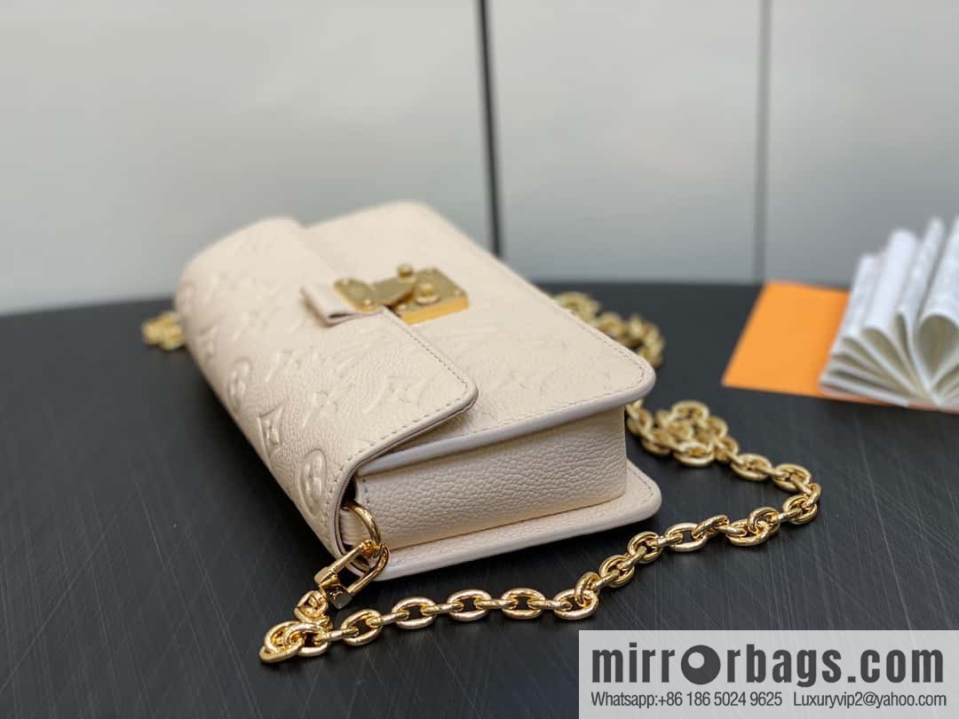 [Original order boutique] M82636 white full leather embossed chain bag series Wallet On Chain Metis chain strap handbag M82836 82637